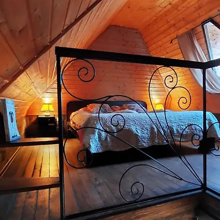 Ranc Platan - Smestaj U Nacionalnom Parku Fruska Gora