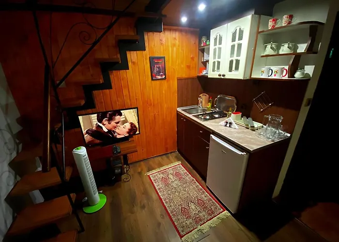 Ranc Platan - Smestaj U Nacionalnom Parku Fruska Gora * فردنيك