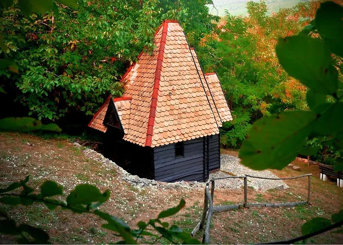 شقة Ranc Platan - Smestaj U Nacionalnom Parku Fruska Gora